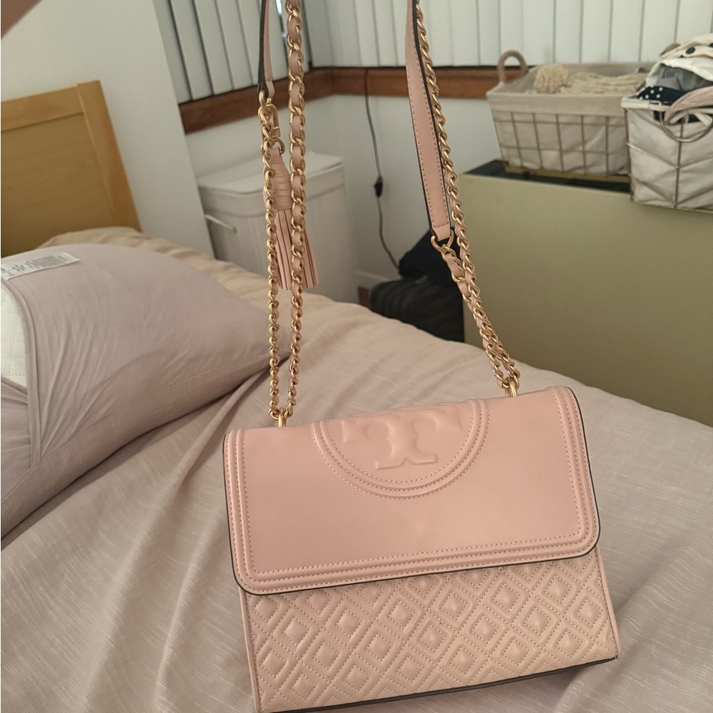 Elegant Pink Quilted Shoulder Bag Tory Burch